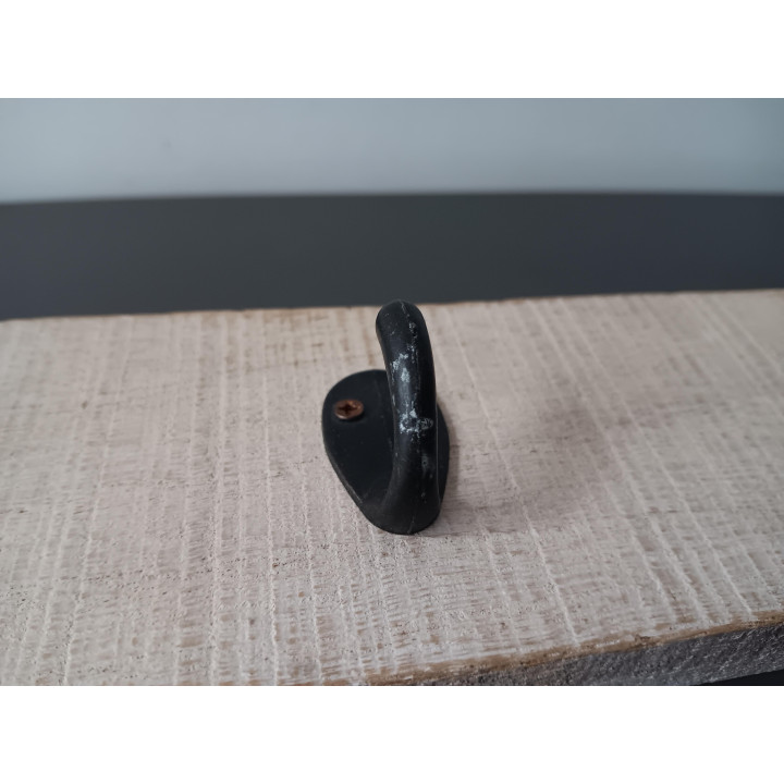 Houten kapstok met 3 metalen haken