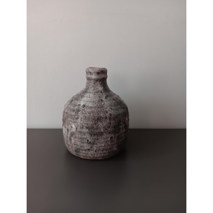 Decoratief klein vaasje grijs