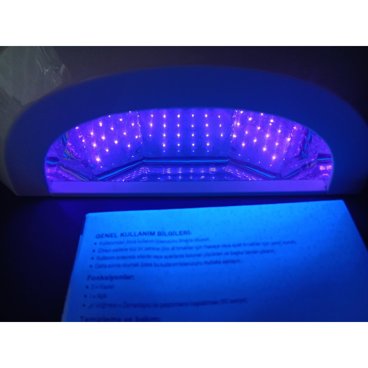 Essence LED nagellamp Gel Nails at Home | Angelique’s Kringloop