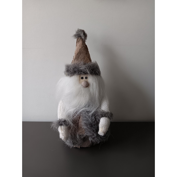 Kerstgnome van hout en textiel 25 cm
