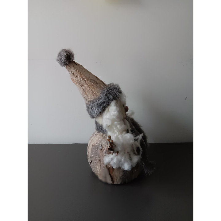 Vrouwelijke kerstgnome van hout en textiel 23 cm