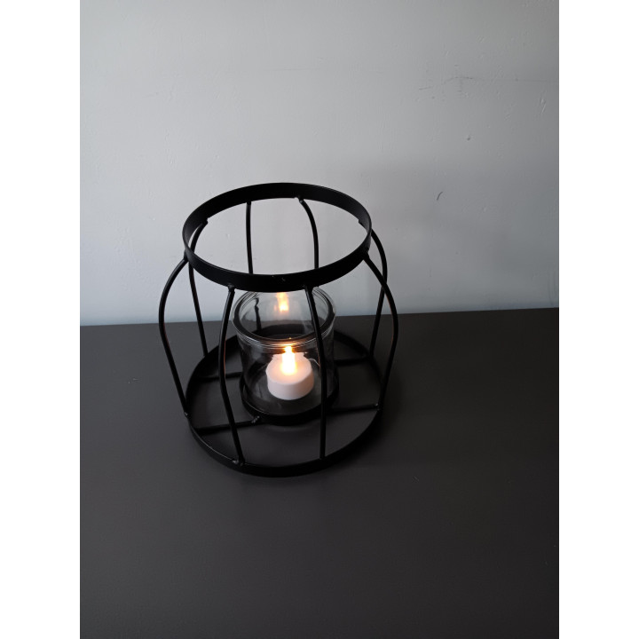 Zwarte metalen windlicht met glazen potje