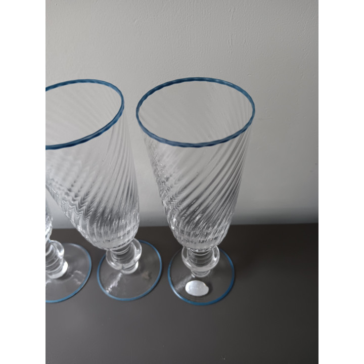 Set van 6 glazen op voet Cristallerie Hartzviller met blauwe rand