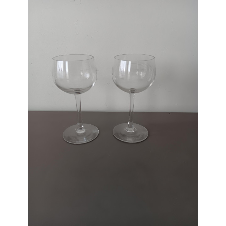 Set van 2 wijnglazen op voet