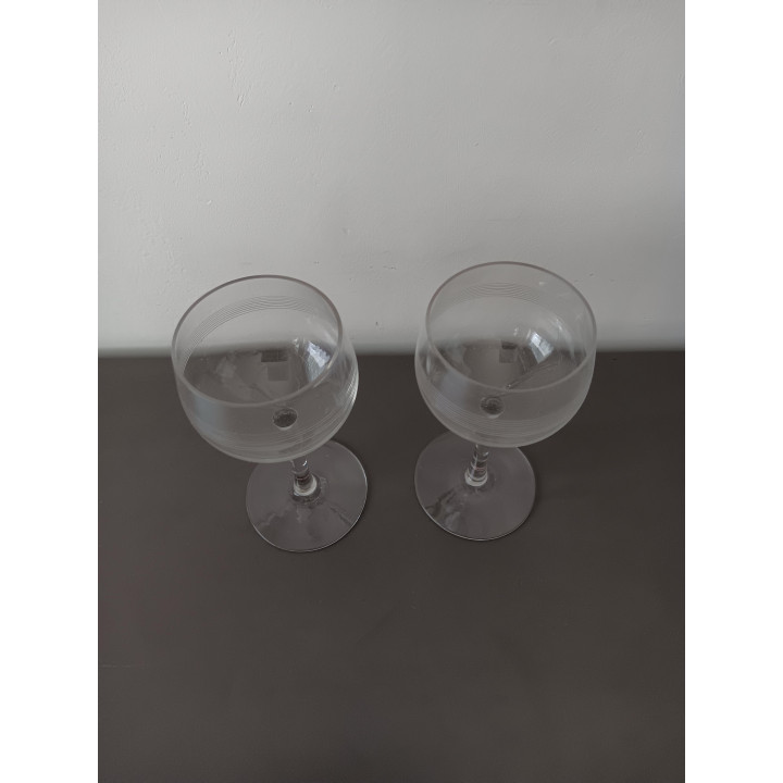 Set van 2 wijnglazen op voet