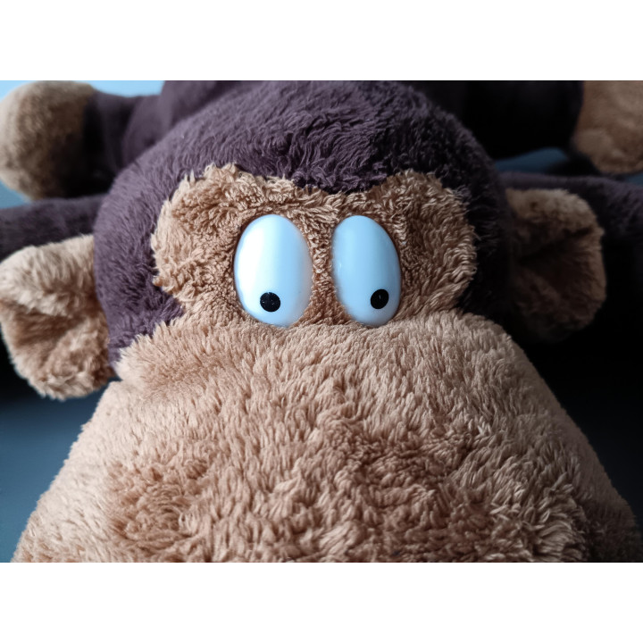 Grote liggende aap knuffel bruin | Angelique’s Kringloop