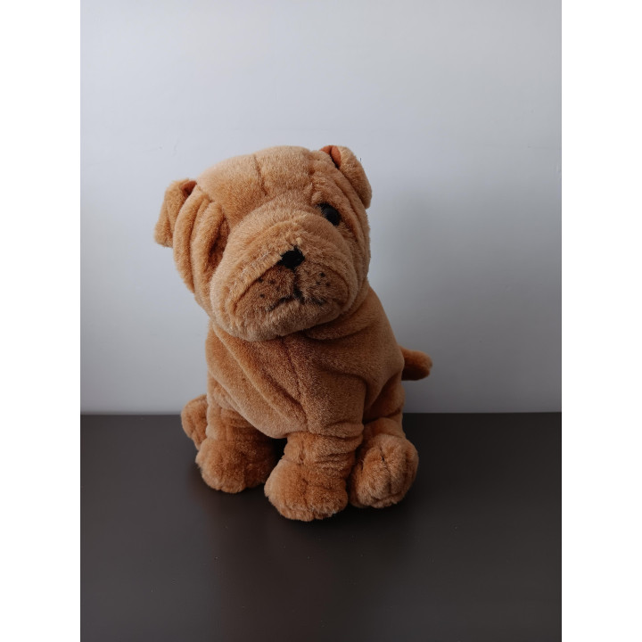Pluche bulldog knuffel zittend