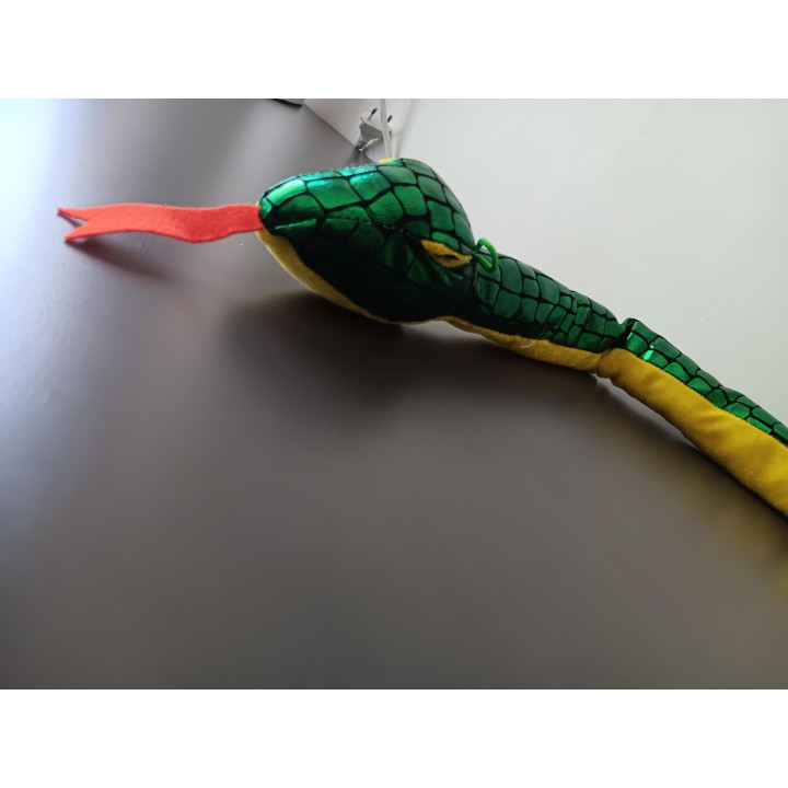 Slangenknuffel groen geel extra lang | Angelique's Kringloop