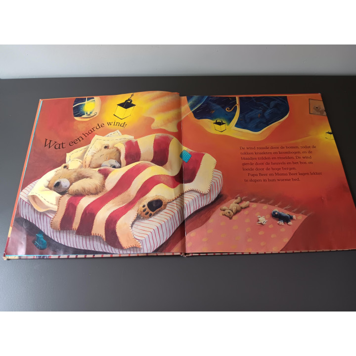 Alle beren in bed door Paul Bright en Jane Chapman