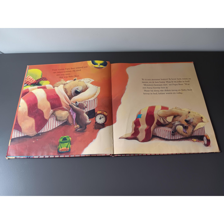 Alle beren in bed door Paul Bright en Jane Chapman