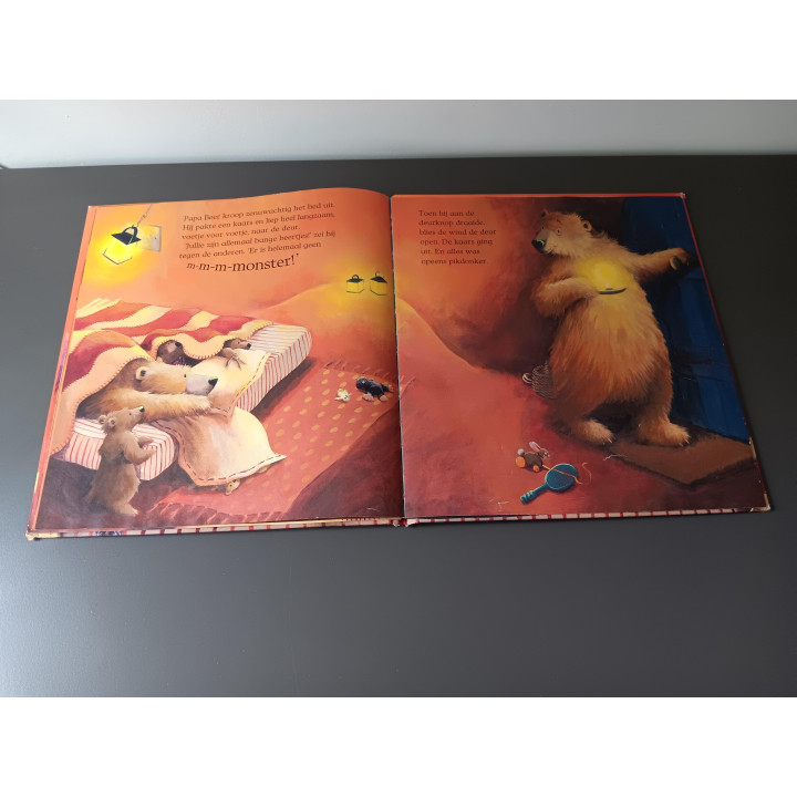 Alle beren in bed door Paul Bright en Jane Chapman