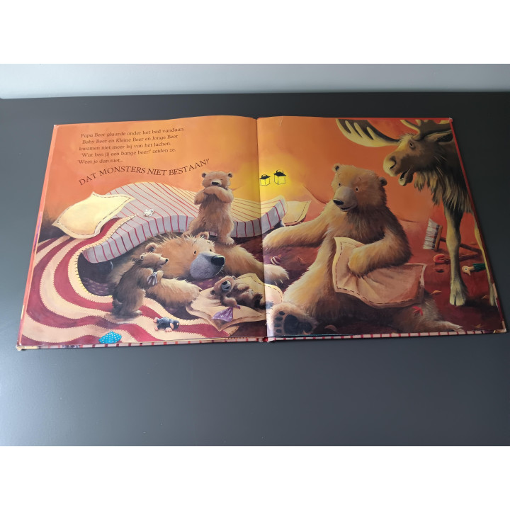 Alle beren in bed door Paul Bright en Jane Chapman