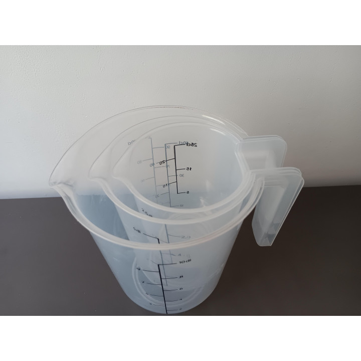 Set van 3 maatbekers met handvat kunststof