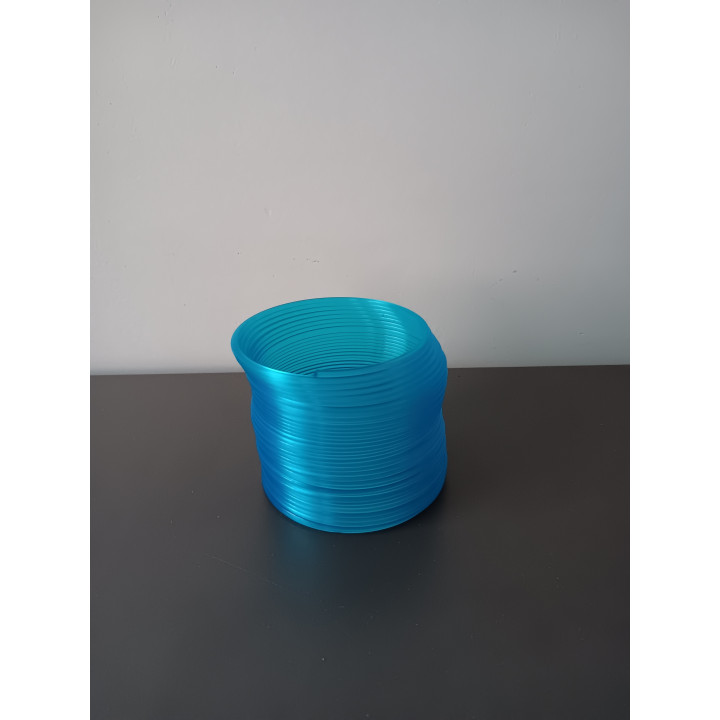 Blauwe slinky springveer speelgoed 6,5 cm