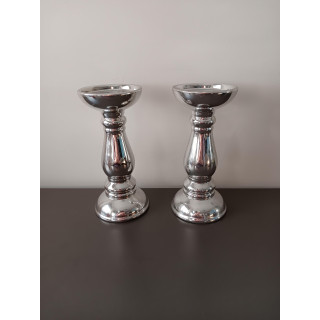 Set van 2 zilverkleurige kaarsenhouders 20 cm