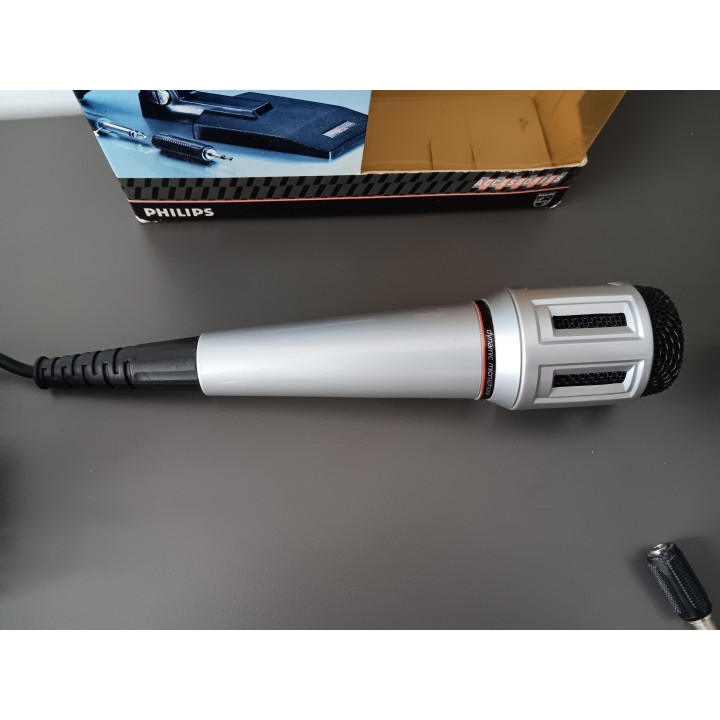 Philips SBC 3030 dynamische microfoon met tafelstandaard