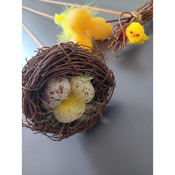 Set van 8 paasprikkers met kuikens, nestjes en eitjes