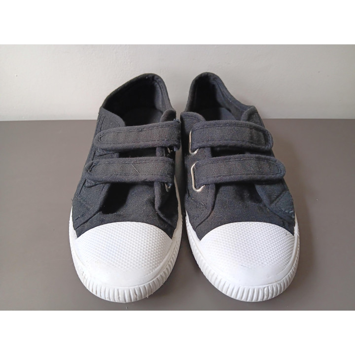 Zwarte gymschoenen Panther maat 33