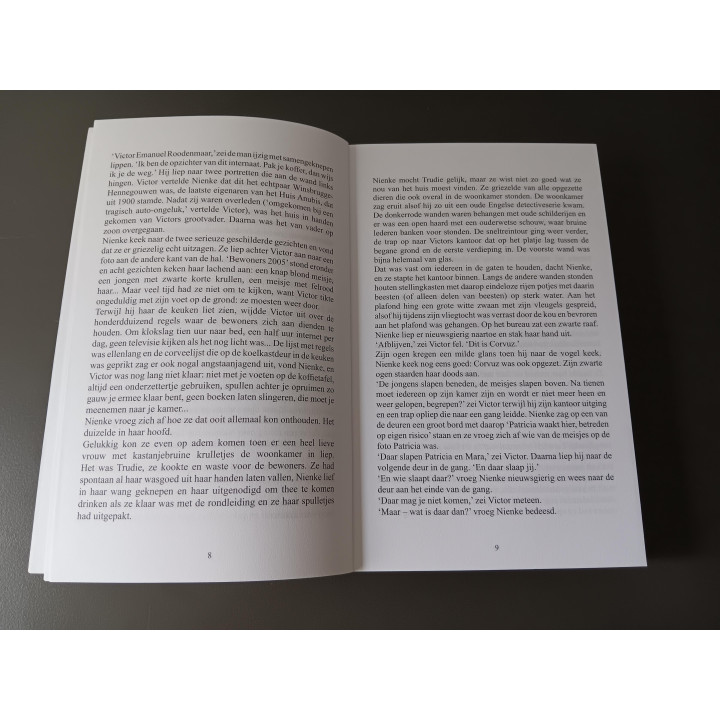 Het Huis Anubis omnibus – De Geheime Club van de Oude Wilg & Het Geheim van de Tombe