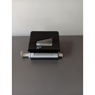 Leitz 5038 perforator