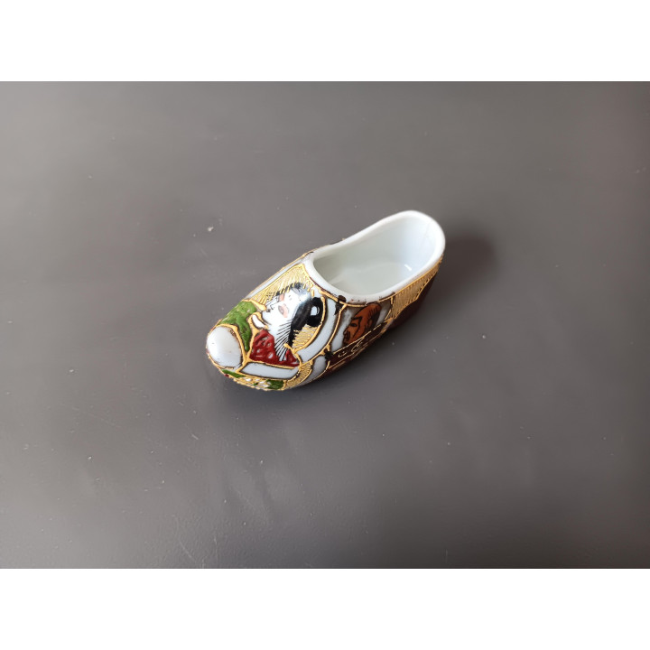 Japanse porseleinen mini klomp