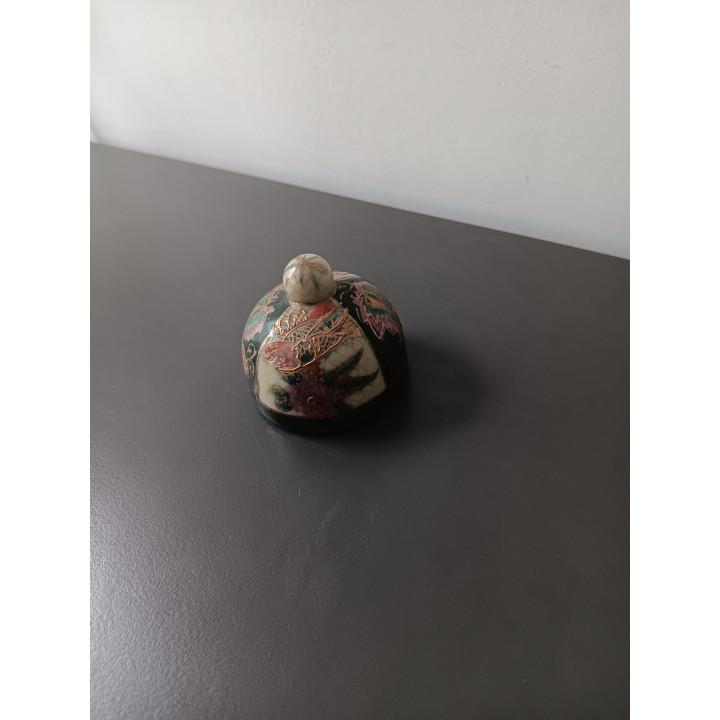 Aziatisch porseleinen deksel handbeschilderd