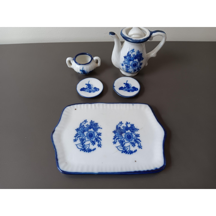 Delfts blauw mini theeservies op serveerplaat