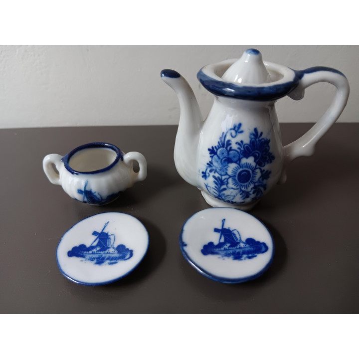 Delfts blauw mini theeservies op serveerplaat