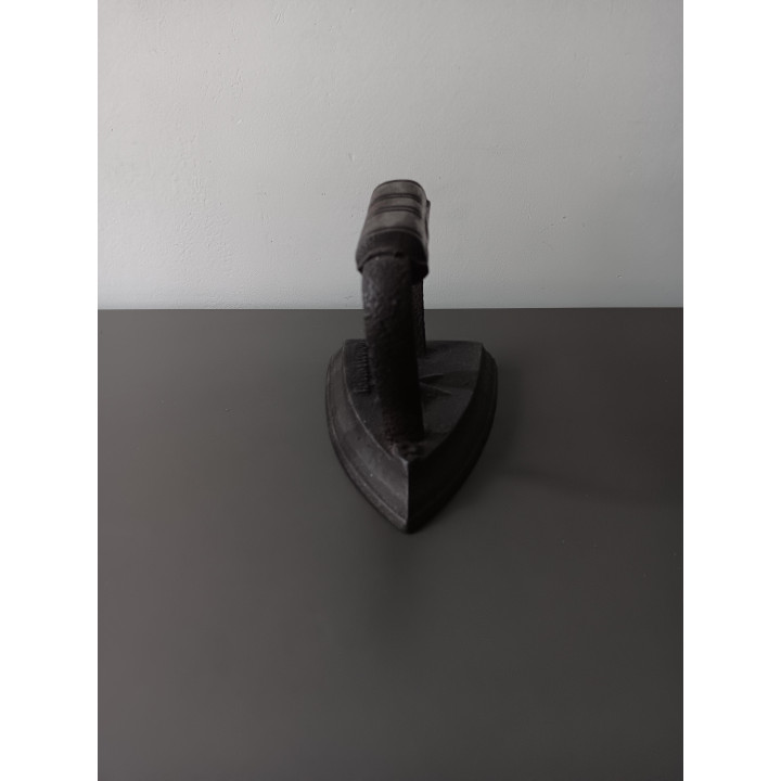 Antiek gietijzeren strijkijzer Made in Belgium