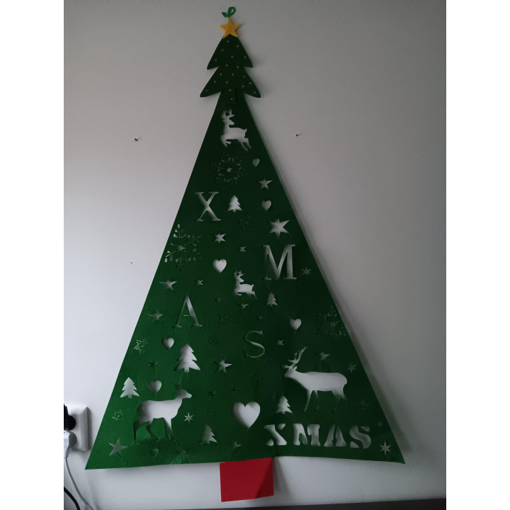Grote vilten wandkerstboom groen met uitsneden