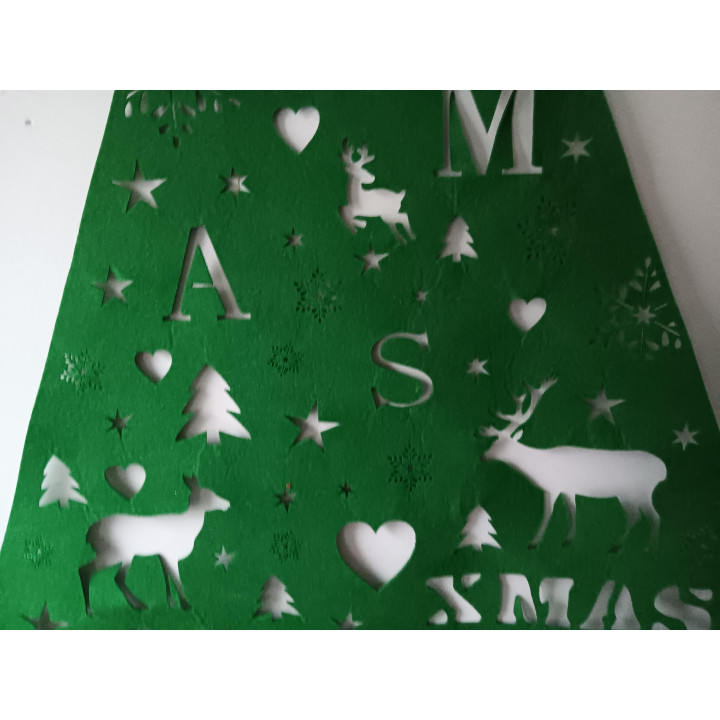 Grote vilten wandkerstboom groen met uitsneden