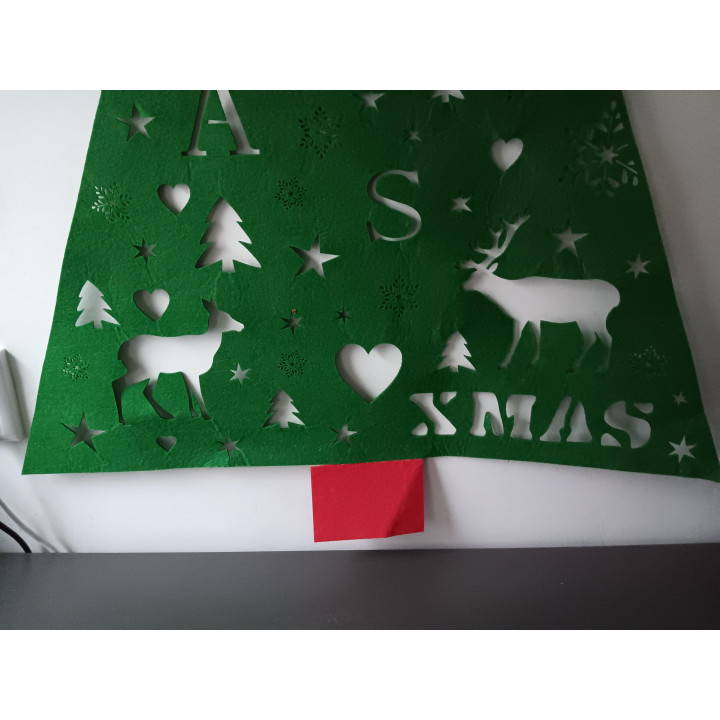 Grote vilten wandkerstboom groen met uitsneden