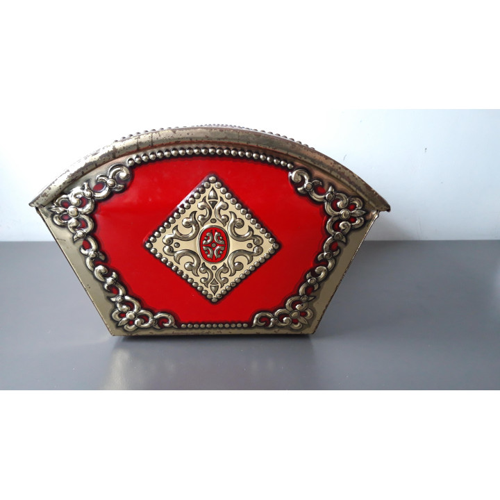 Vintage metalen schatkist blik rood goudkleurig