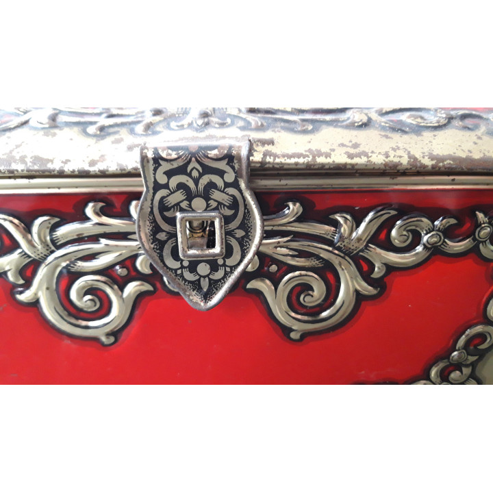 Vintage metalen schatkist blik rood goudkleurig
