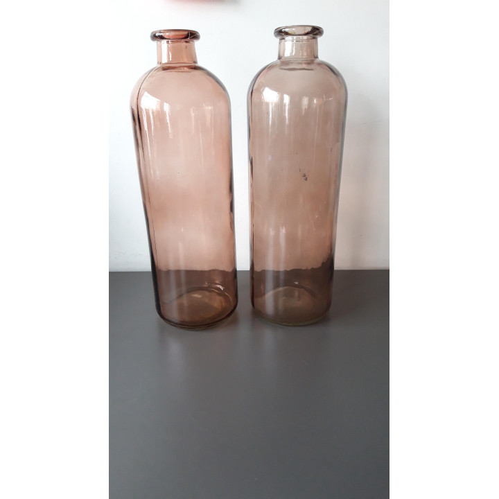 Set van twee glazen vazen oudroze