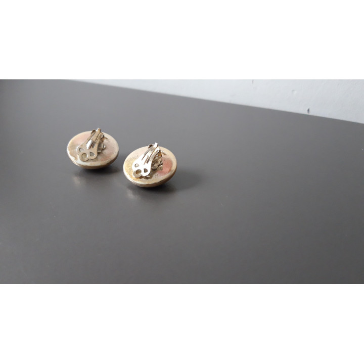 Paarse ronde vintage clip oorbellen