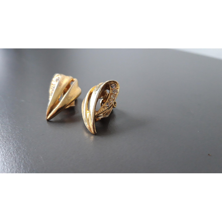 Goudkleurige clip oorbellen met strass