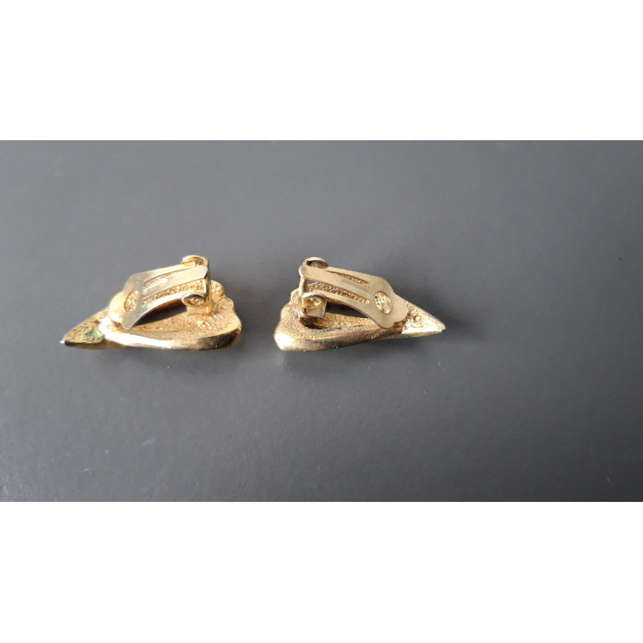 Goudkleurige clip oorbellen met strass