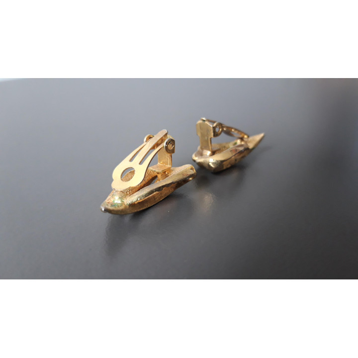 Goudkleurige clip oorbellen met strass