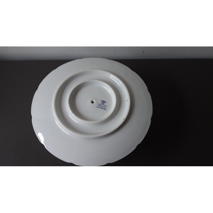 Porseleinen sauskom met vaste onderschotel Thun Czechoslovakia