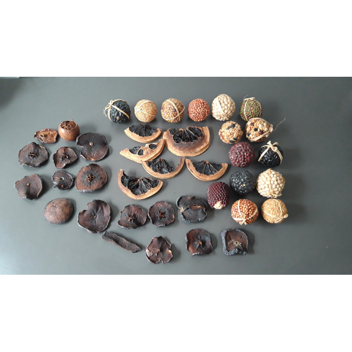 Decoratieve set gedroogde sinaasappelschijven