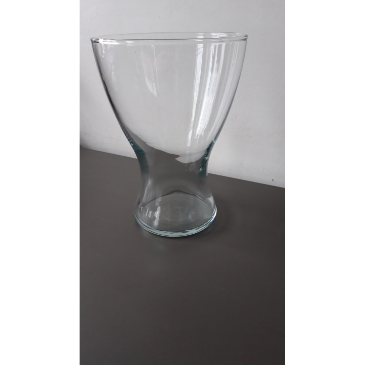 Glazen vaas met elegante vorm