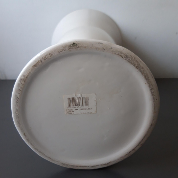 Grote crème keramieken vaas