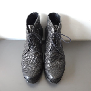 Durea enkellaarsjes met hak maat 40 H-wijdte