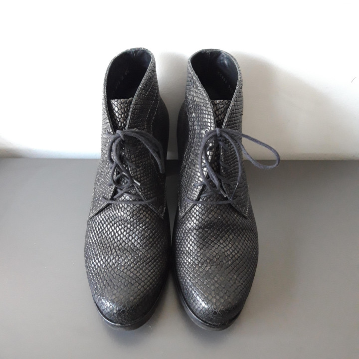 Durea enkellaarsjes met hak maat 40 H-wijdte