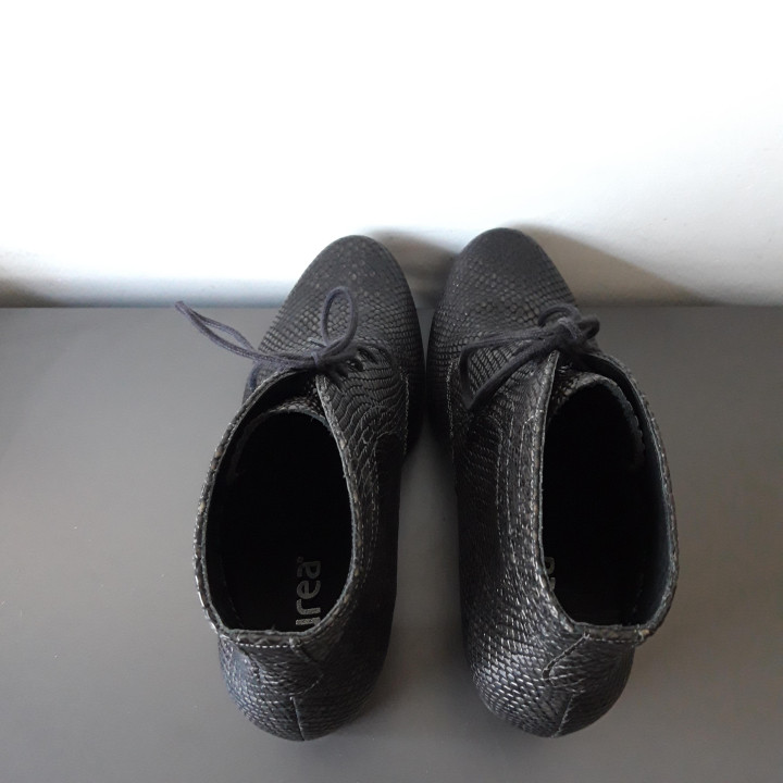 Durea enkellaarsjes met hak maat 40 H-wijdte