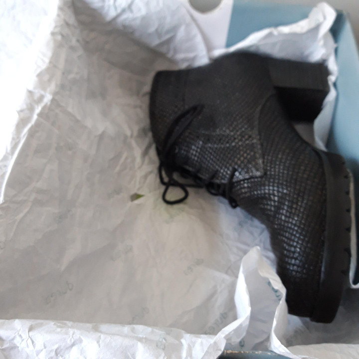 Durea enkellaarsjes met hak maat 40 H-wijdte