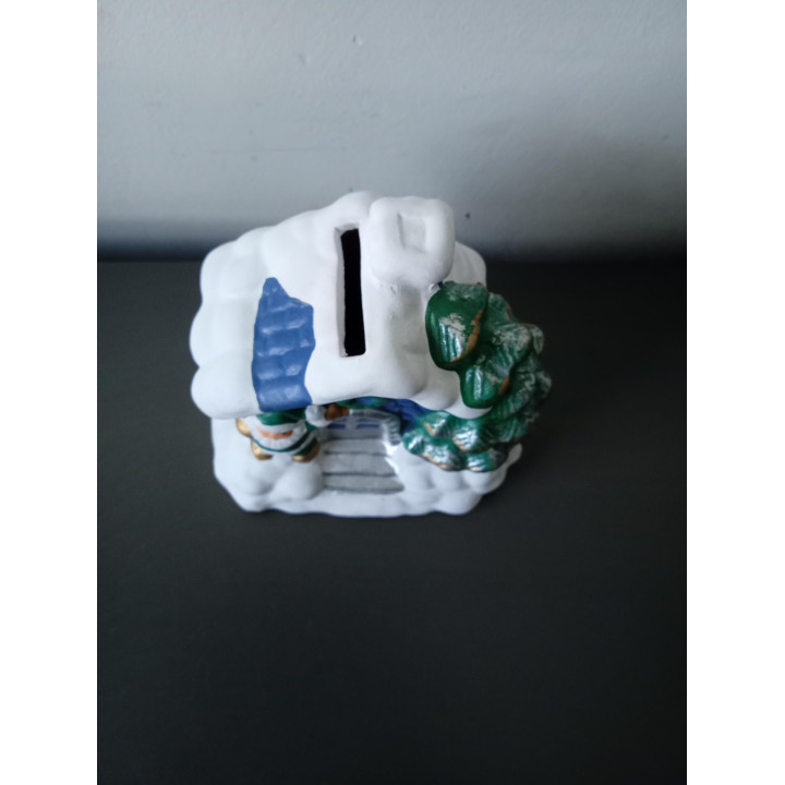 Kerst spaarpot huisje met kerstboom en kerstman