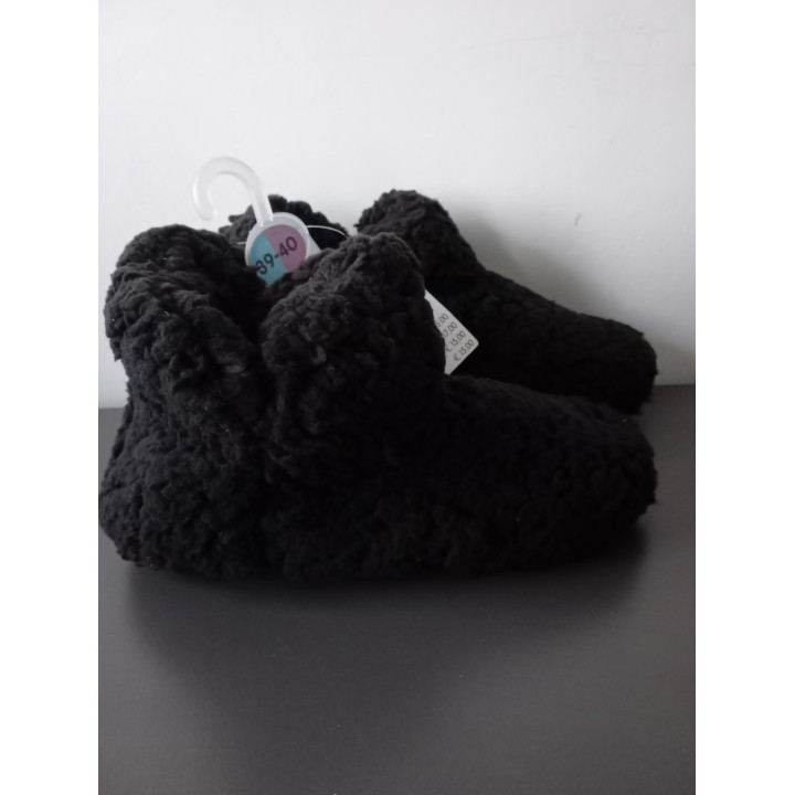 HEMA warme pantoffels zwart maat 39-40