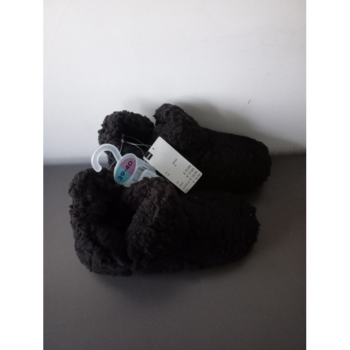 HEMA warme pantoffels zwart maat 39-40
